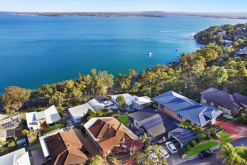 Photo - 6 Cecil Avenue, Wangi Wangi NSW 2267 - Image 12