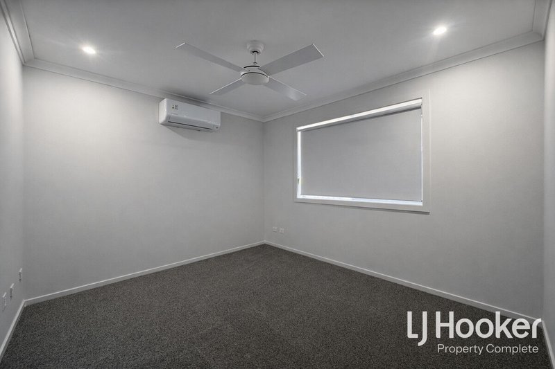 Photo - 6 Celestial Way, White Rock QLD 4306 - Image 7