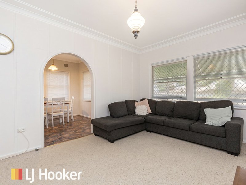 Photo - 6 Central Avenue, South Tamworth NSW 2340 - Image 3
