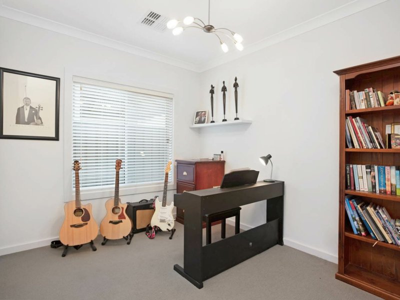 Photo - 6 Central Drive, Victor Harbor SA 5211 - Image 17