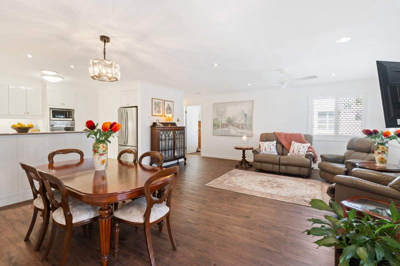 Photo - 6 Central/100 Cotlew Street East , Southport QLD 4215 - Image 3