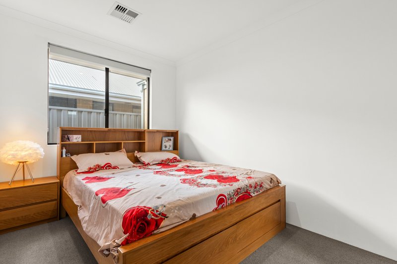 Photo - 6 Chadstone Way, Baldivis WA 6171 - Image 7