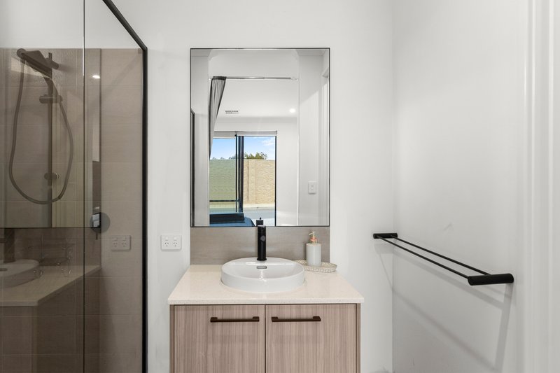 Photo - 6 Chadstone Way, Baldivis WA 6171 - Image 14