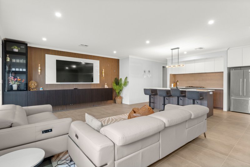 Photo - 6 Chadstone Way, Baldivis WA 6171 - Image 18