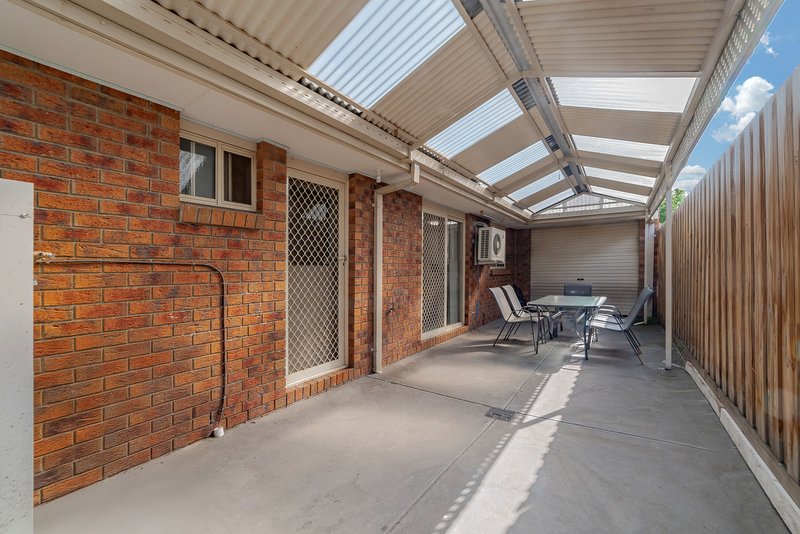 Photo - 6 Chamney Place, Roxburgh Park VIC 3064 - Image 15