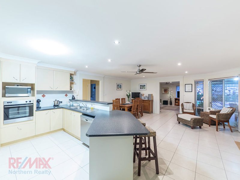 Photo - 6 Chancery Close, Murrumba Downs QLD 4503 - Image 6