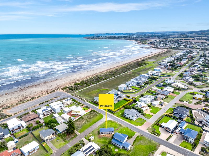 Photo - 6 Chapman Road, Middleton SA 5213 - Image 6