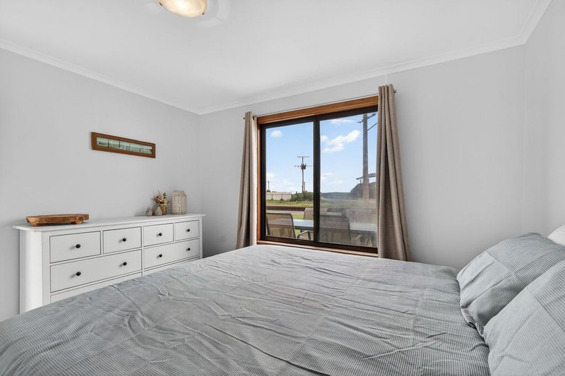 Photo - 6 Chapman Road, Middleton SA 5213 - Image 13