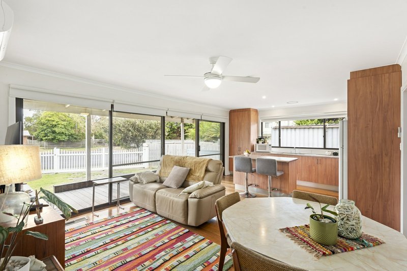 Photo - 6 Charles Court, St Leonards VIC 3223 - Image 2