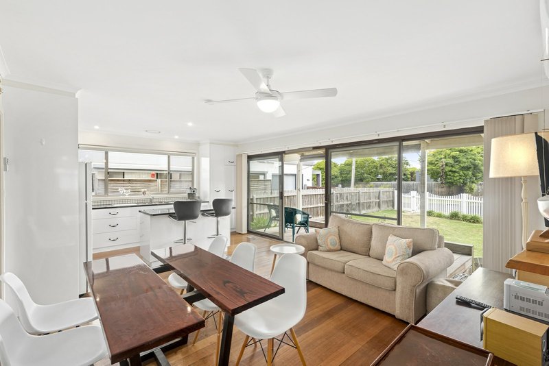 Photo - 6 Charles Court, St Leonards VIC 3223 - Image 8