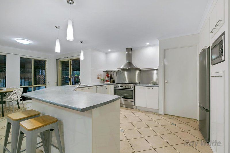 Photo - 6 Charles Place, Runcorn QLD 4113 - Image 5