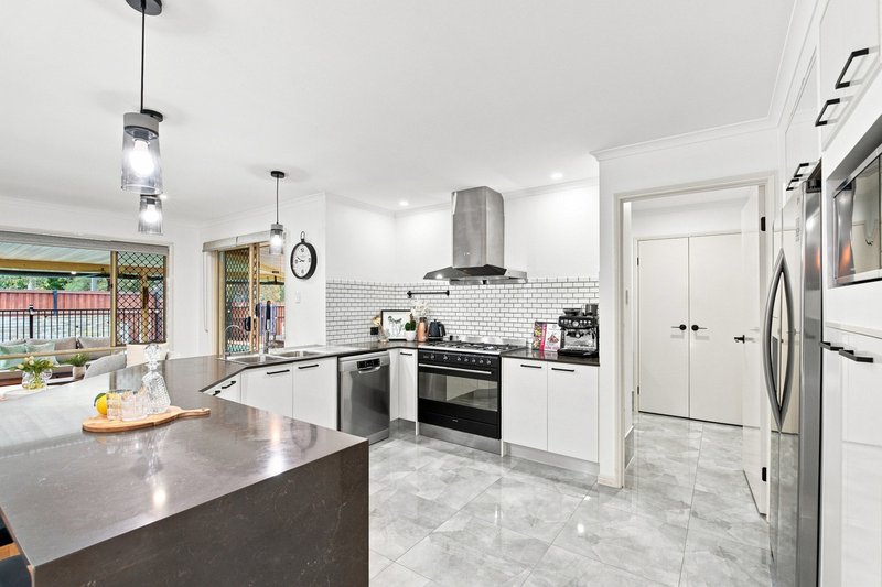 Photo - 6 Charles Place, Runcorn QLD 4113 - Image 12