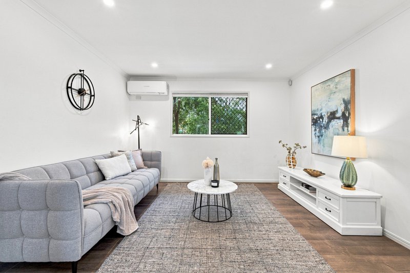 Photo - 6 Charles Place, Runcorn QLD 4113 - Image 16