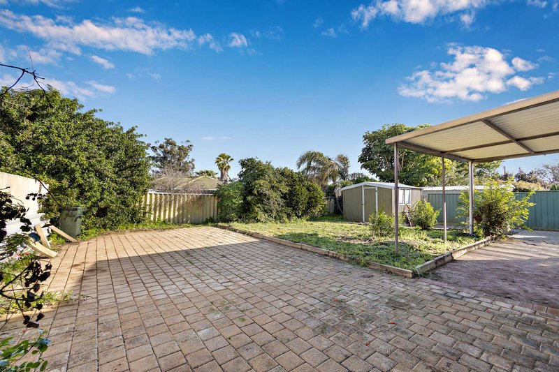 Photo - 6 Chataway Road, Girrawheen WA 6064 - Image 24