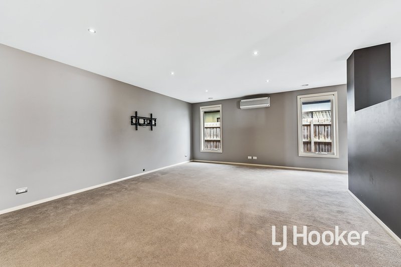 Photo - 6 Cherrywood Way, Narre Warren South VIC 3805 - Image 9