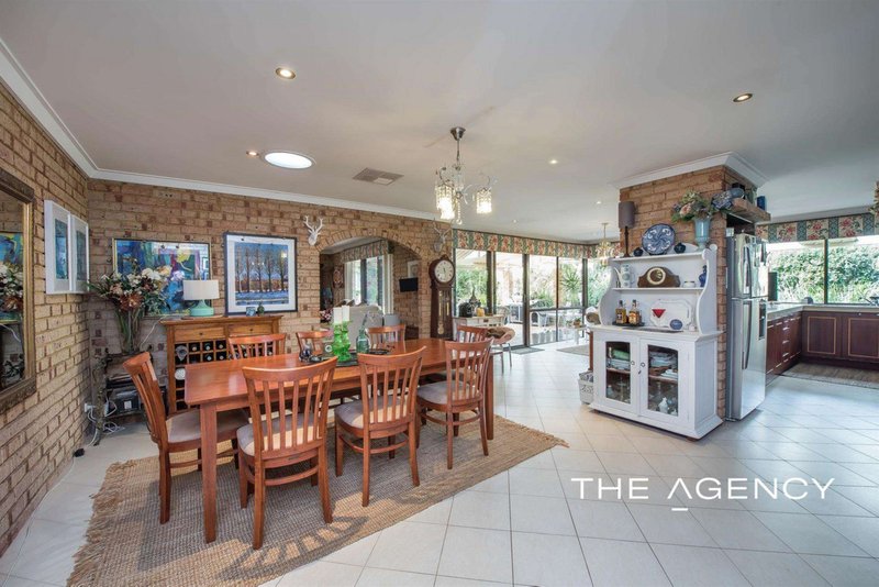 Photo - 6 Chessington Way, Kingsley WA 6026 - Image 6