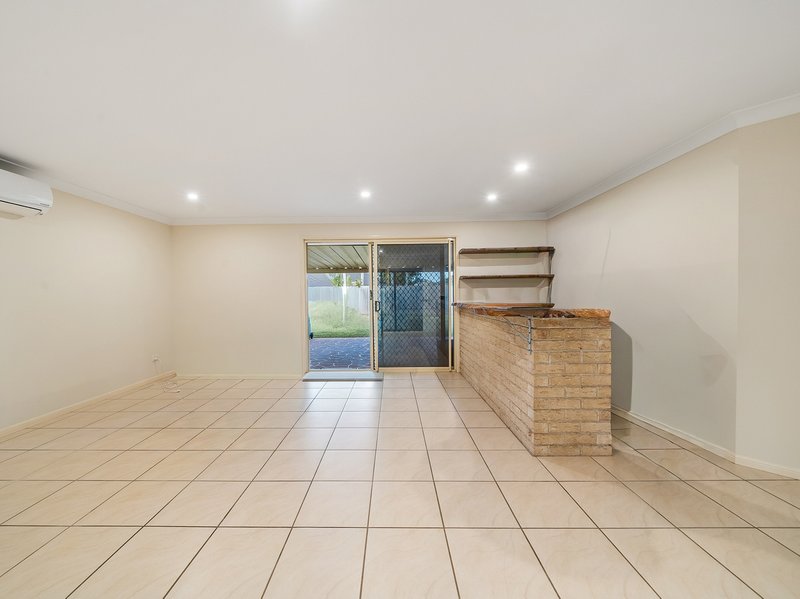 Photo - 6 Chilton Crescent, North Lakes QLD 4509 - Image 9