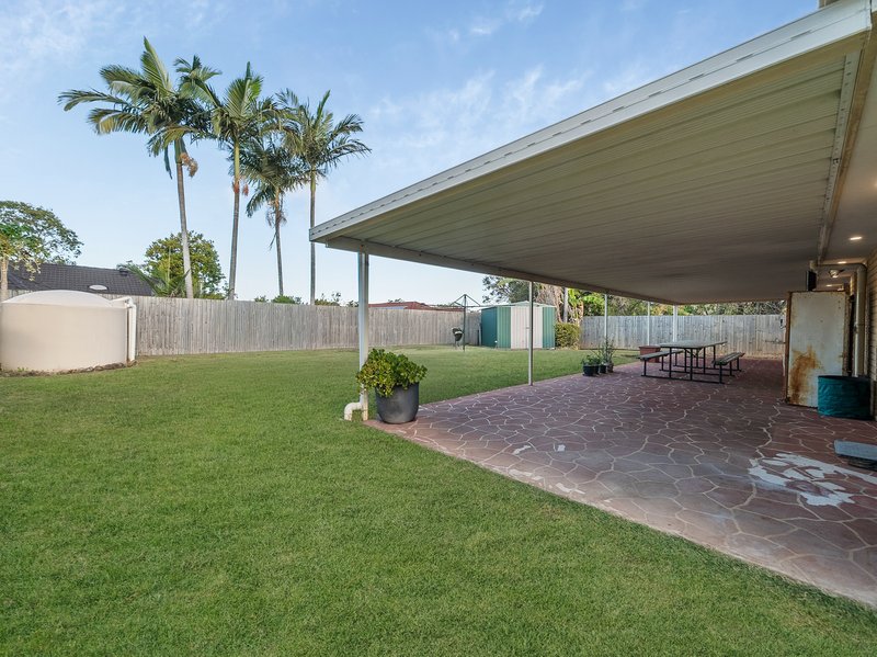 Photo - 6 Chilton Crescent, North Lakes QLD 4509 - Image 11