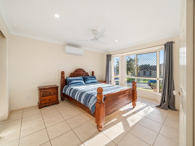 Photo - 6 Chilton Crescent, North Lakes QLD 4509 - Image 12
