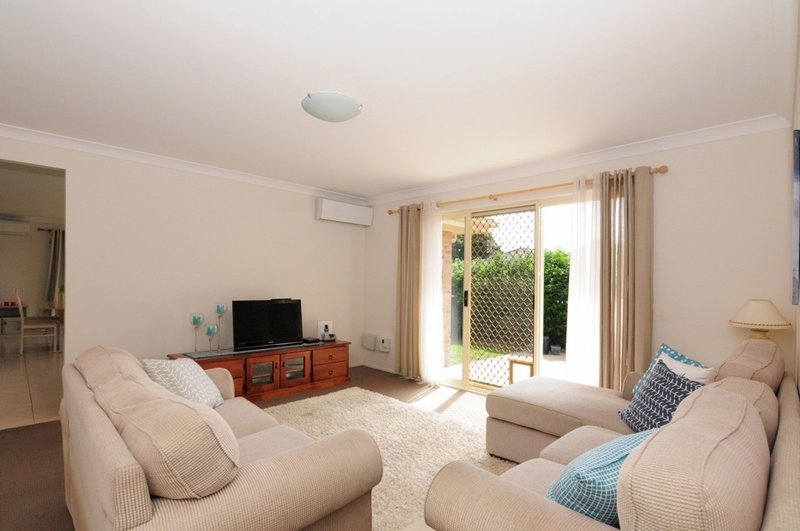 Photo - 6 Christiana Close, West Nowra NSW 2541 - Image 3