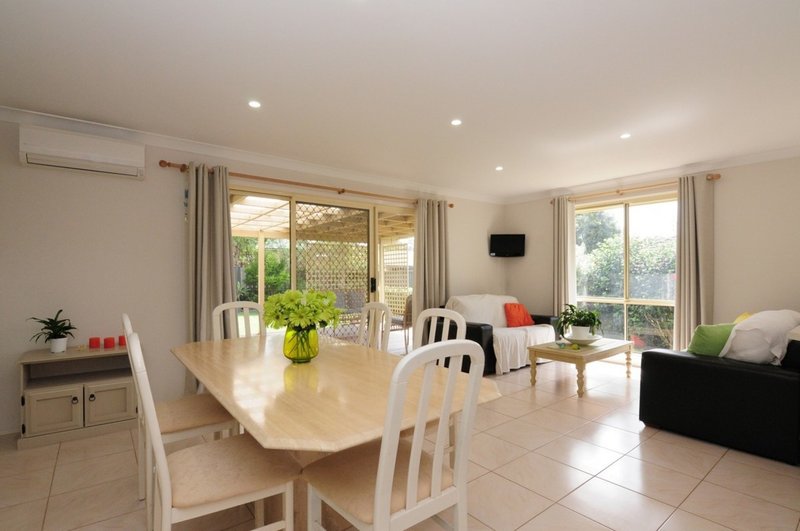 Photo - 6 Christiana Close, West Nowra NSW 2541 - Image 6