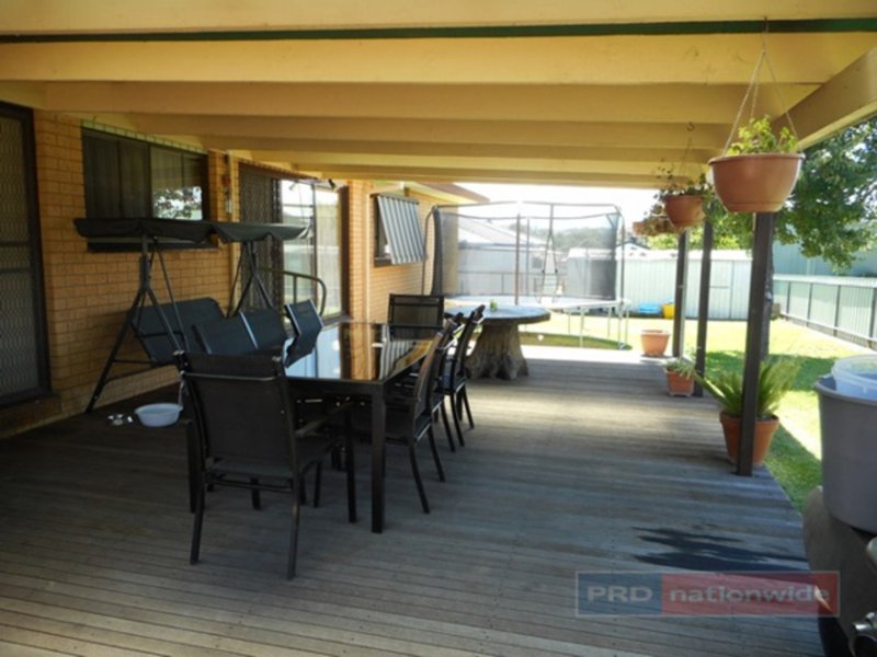 Photo - 6 Clarence Street, Tumut NSW 2720 - Image 13