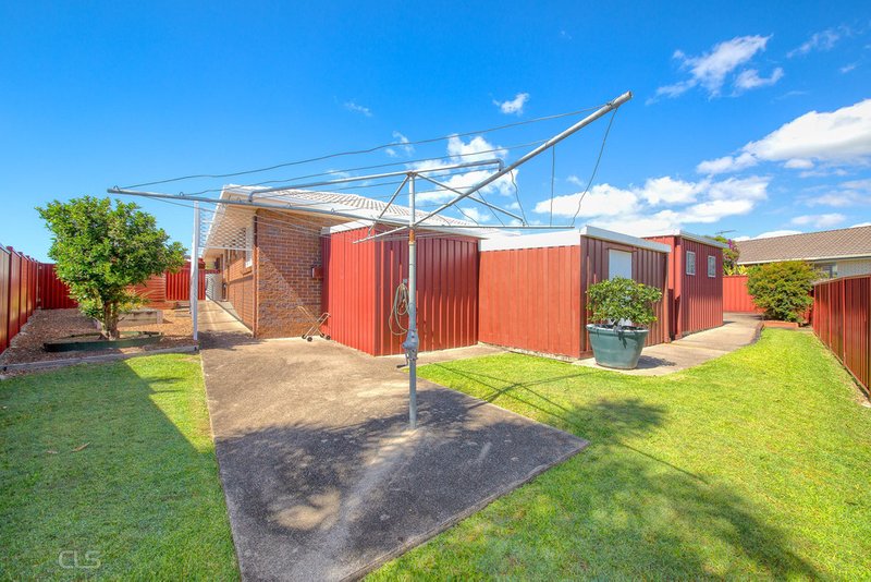 Photo - 6 Clark Terrace, Sandstone Point QLD 4511 - Image 5