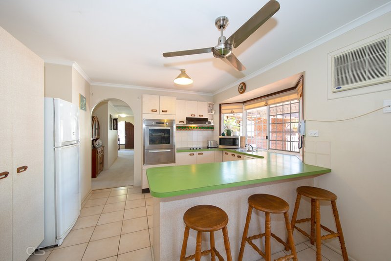 Photo - 6 Clark Terrace, Sandstone Point QLD 4511 - Image 7