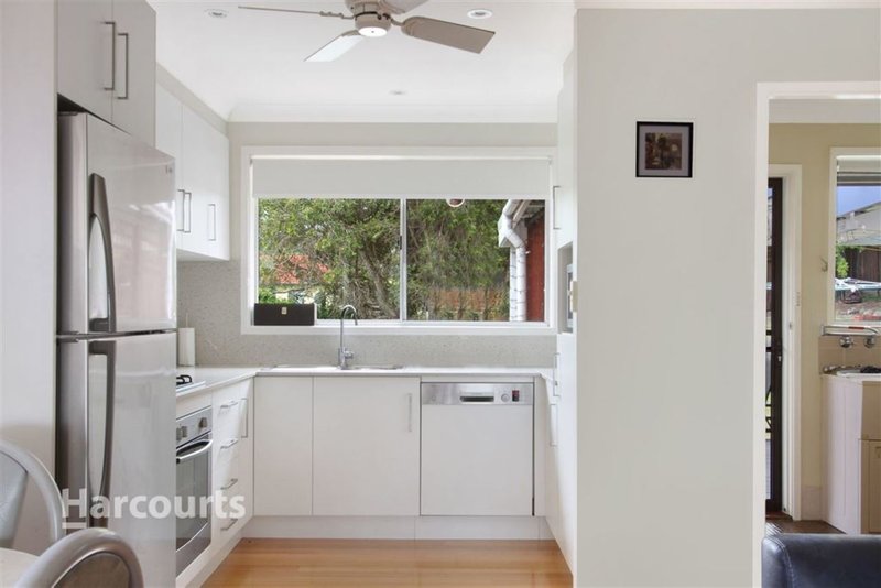 Photo - 6 Cleary Avenue, Kanahooka NSW 2530 - Image 3