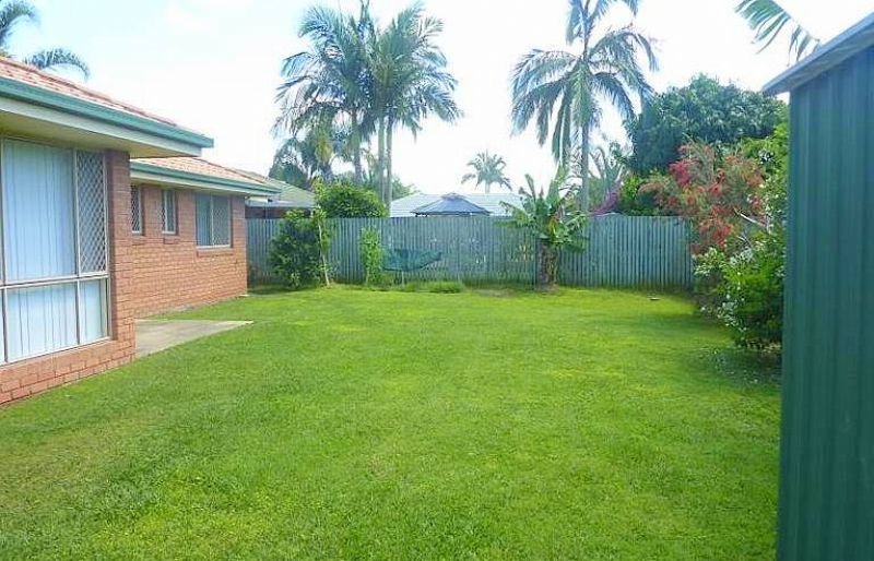 Photo - 6 Clerke Street, Deception Bay QLD 4508 - Image 8