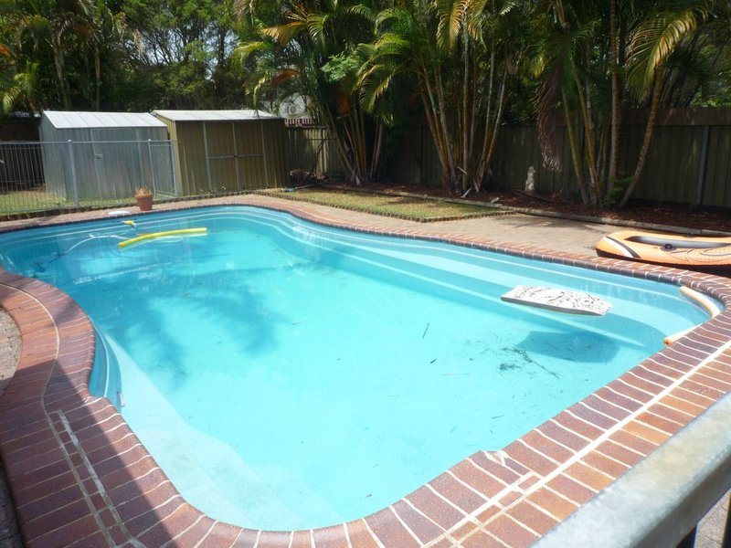 Photo - 6 Clifford Street, Bray Park QLD 4500 - Image 2