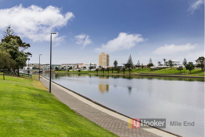 Photo - 6 Clovelly Avenue, Glenelg North SA 5045 - Image 15