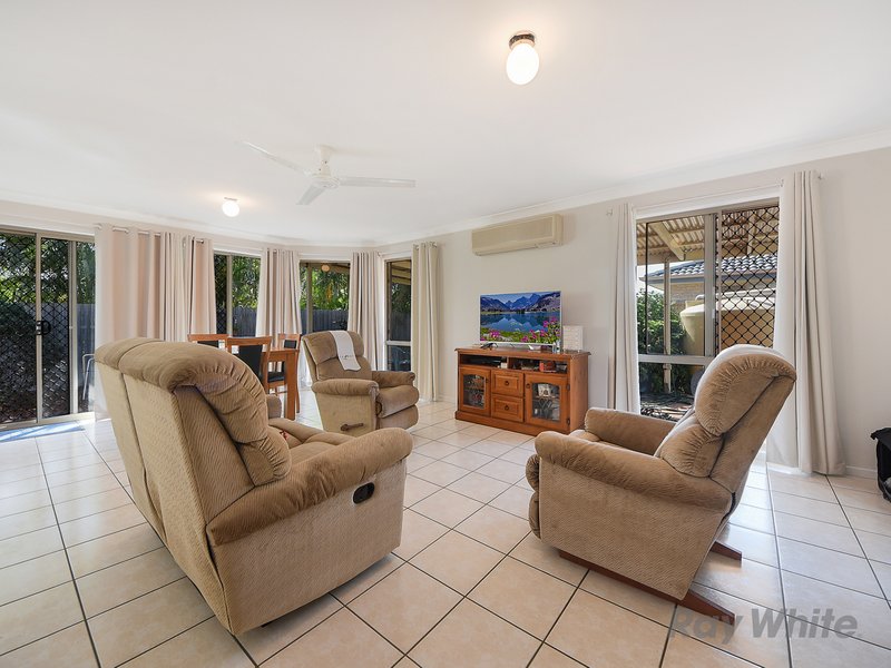 Photo - 6 Cloverbrook Place, Bracken Ridge QLD 4017 - Image 3