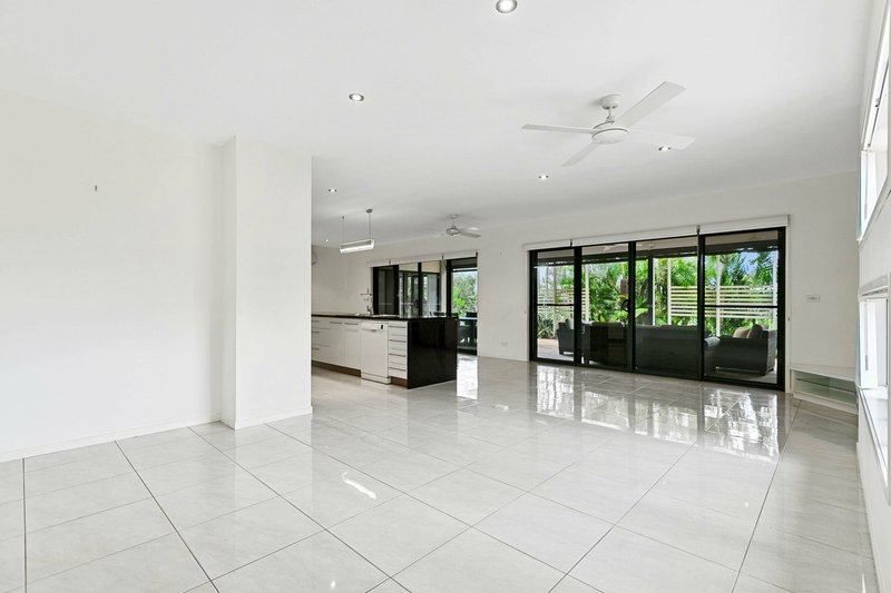 Photo - 6 Cockle Court, Burrum Heads QLD 4659 - Image 22