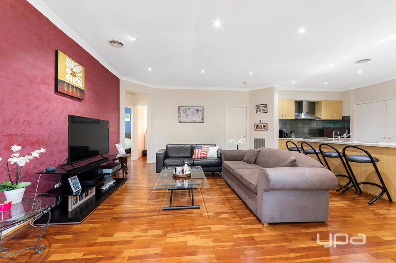 Photo - 6 Colchester Vista, Derrimut VIC 3026 - Image 5