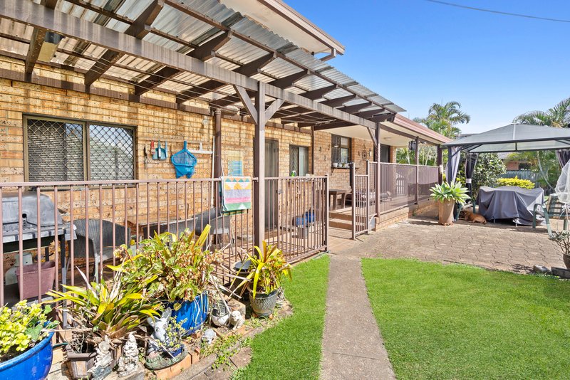 Photo - 6 Coleto Crescent, Burleigh Waters QLD 4220 - Image 6