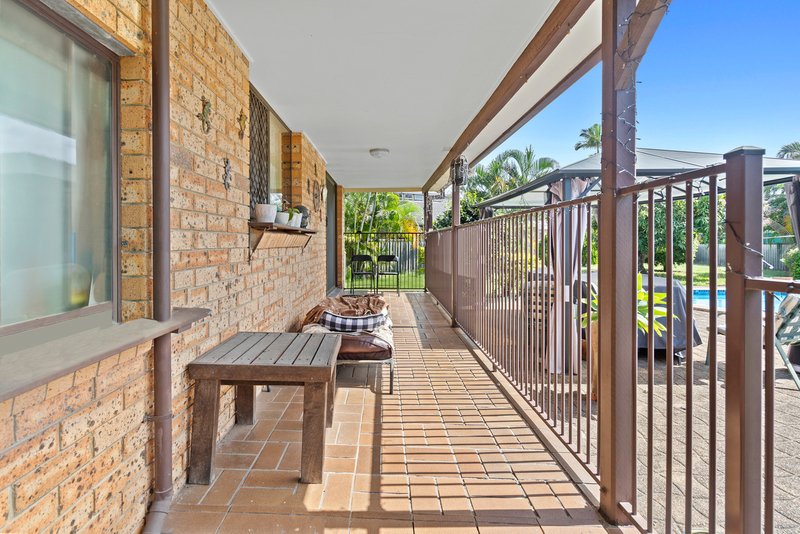 Photo - 6 Coleto Crescent, Burleigh Waters QLD 4220 - Image 7