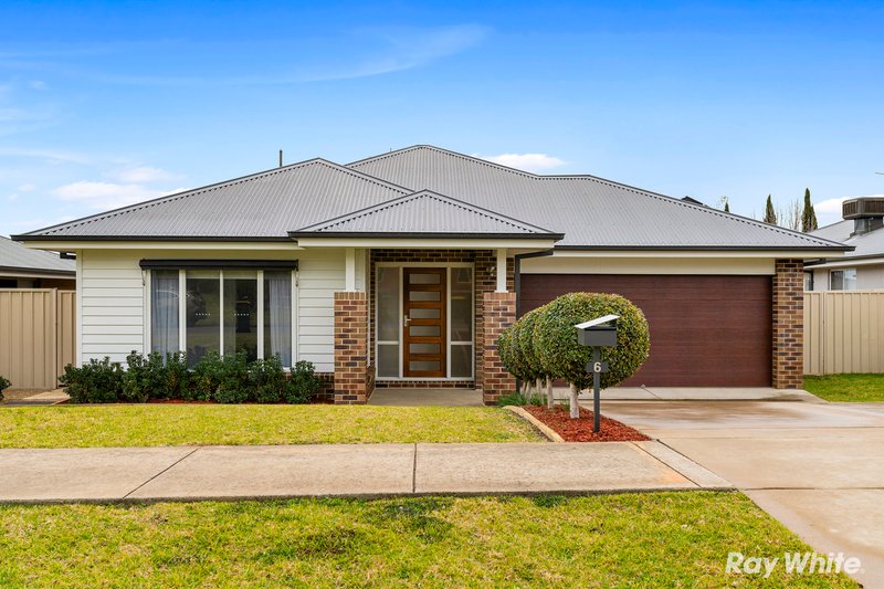 6 Colombo Avenue, Gobbagombalin NSW 2650