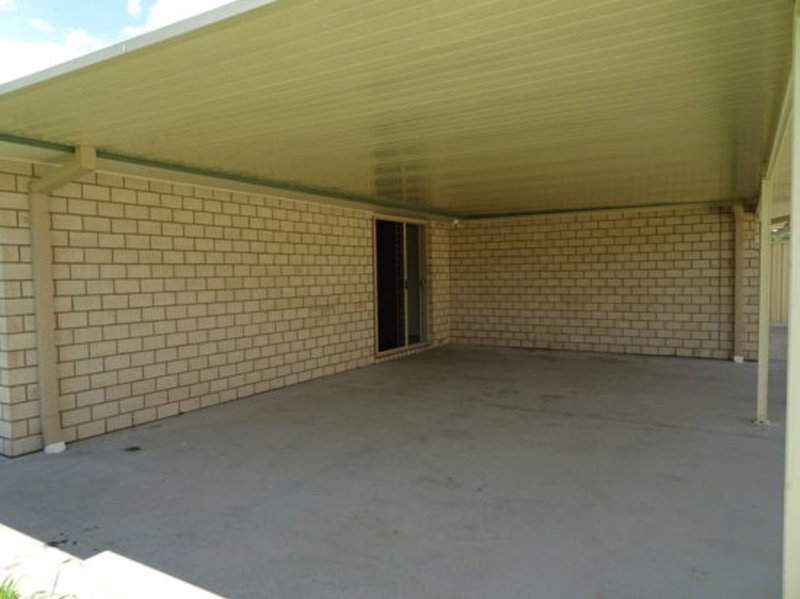 Photo - 6 Conan Close, Wulkuraka QLD 4305 - Image 18