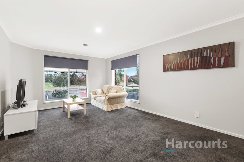 Photo - 6 Condos Court, Wantirna South VIC 3152 - Image 10