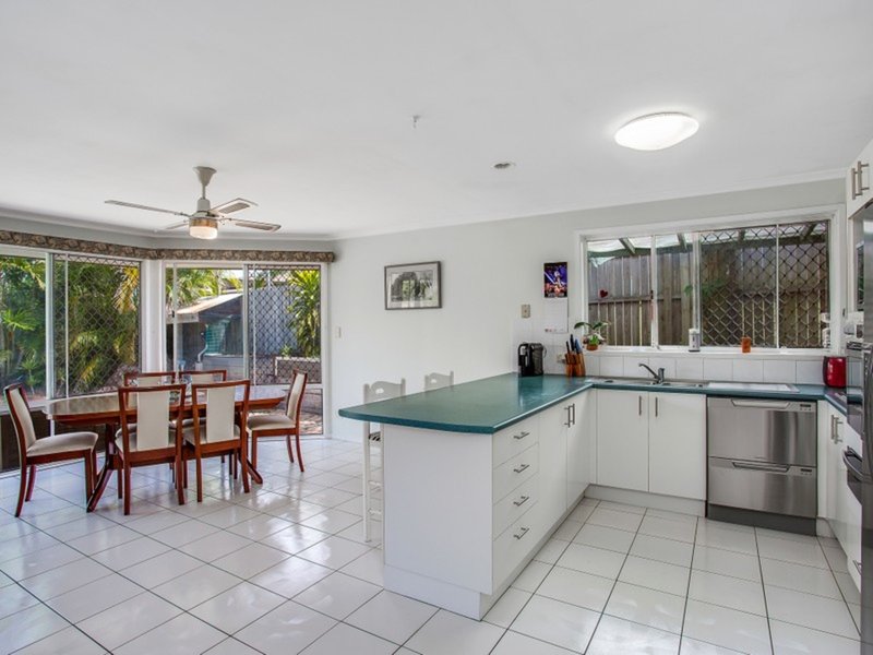 Photo - 6 Congreve Close, Mudgeeraba QLD 4213 - Image 2