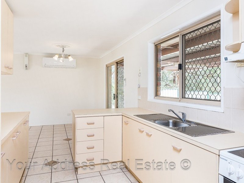 Photo - 6 Conlan Street, Boronia Heights QLD 4124 - Image 5