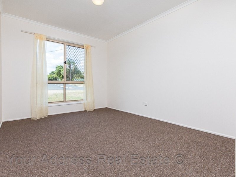 Photo - 6 Conlan Street, Boronia Heights QLD 4124 - Image 7