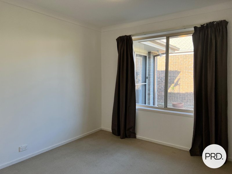 Photo - 6 Constance Stone Street, Macgregor ACT 2615 - Image 10