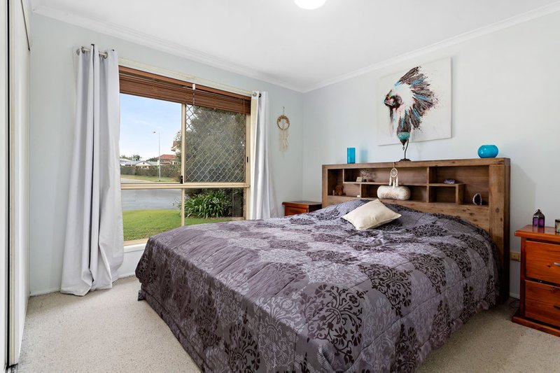 Photo - 6 Cooba Court, Murrumba Downs QLD 4503 - Image 6