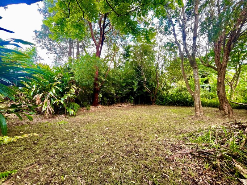 Photo - 6 Coonanga Avenue, Budgewoi NSW 2262 - Image 2