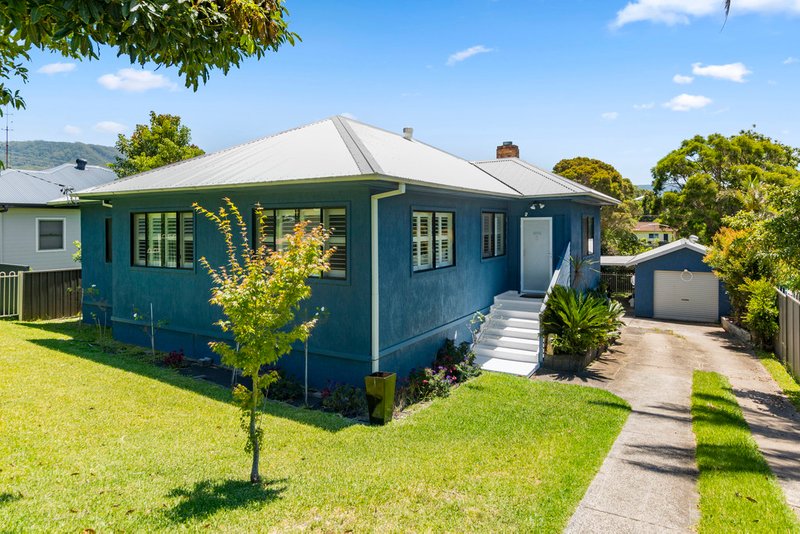 6 Cooper Ave , Woonona NSW 2517