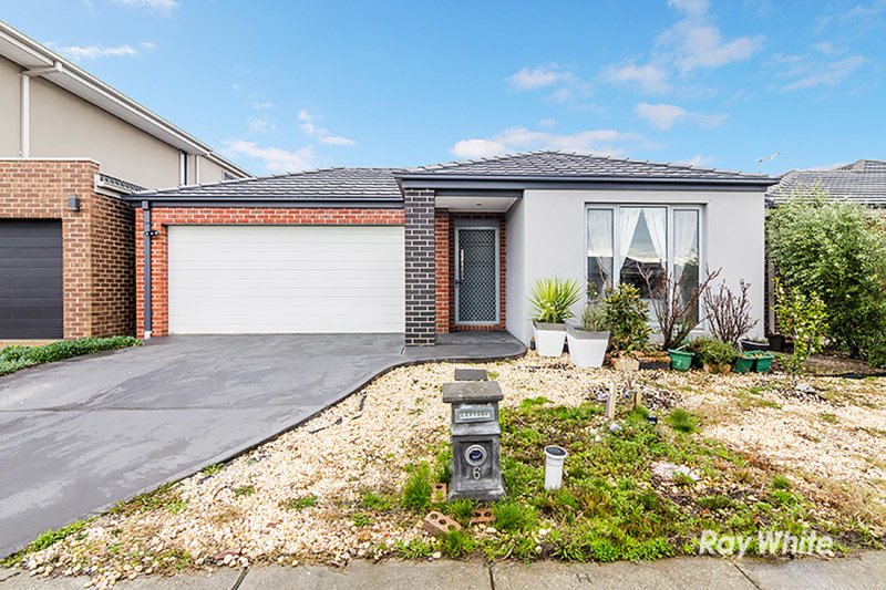 6 Copernicus Circuit, Cranbourne West VIC 3977