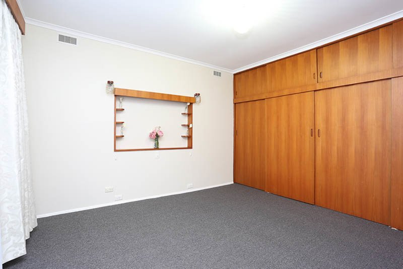 Photo - 6 Coral Court, Lalor VIC 3075 - Image 6