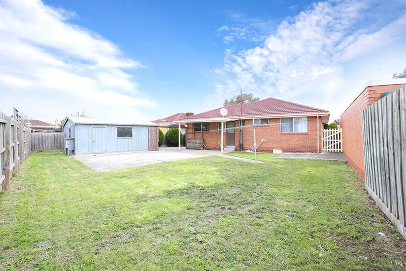 Photo - 6 Coral Court, Lalor VIC 3075 - Image 8